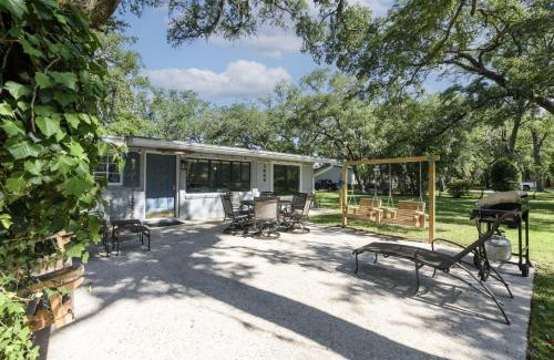 Freeport House | Birdsong Cottage