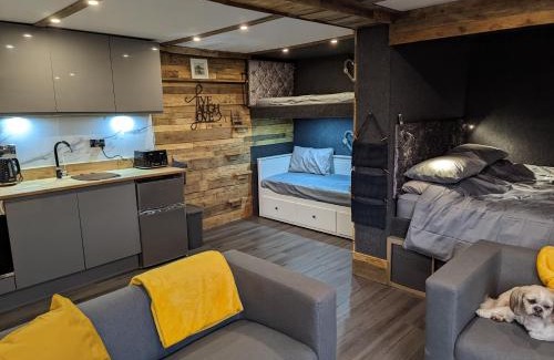 Mablethorpe House | Birdsong lodge - peaceful - dog friendly