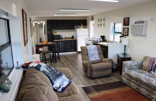 Holladay Cottage | Birdsong Resort Cottage #12 View of KY Lake - Camden TN