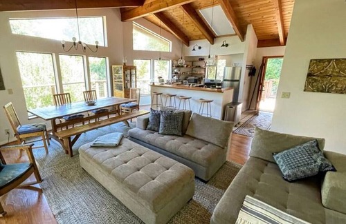 Point Reyes Station House | Birdsong Retreat | Hot Tub, Surrounded by Nature