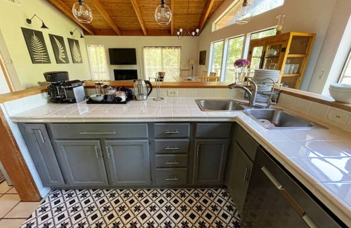 Point Reyes Station House | Birdsong Retreat | Hot Tub, Surrounded by Nature