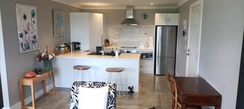 Acacia Bay Apartment | Birdsong Taupo