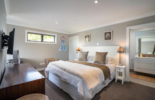 Acacia Bay Apartment | Birdsong Taupo