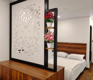 Munnar House | Birdwing Cottage, Munnar