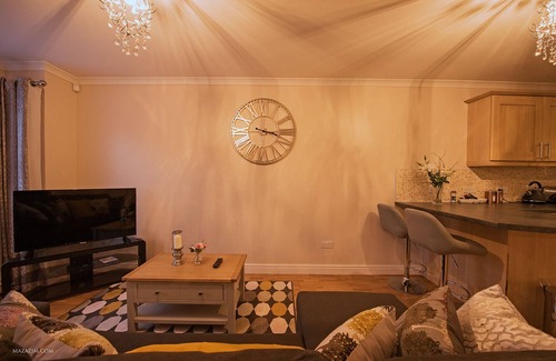 Yardley Apartment | Birmingham Apartments Near BHX, NEC & City Centre, B