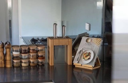 Alexandria Apartment | Birmingham Beacon Cosy City Escape for Couples
