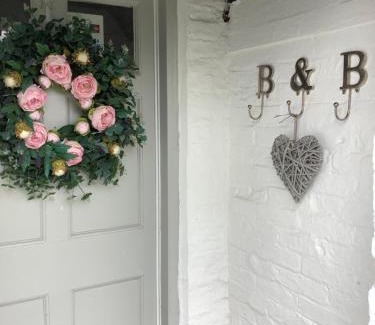 Altrincham Bed & Breakfast | Birtles Farm Bed and Breakfast