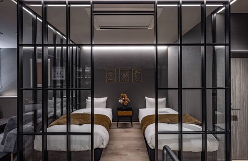 Aoi Ward Hotel | Birupaku