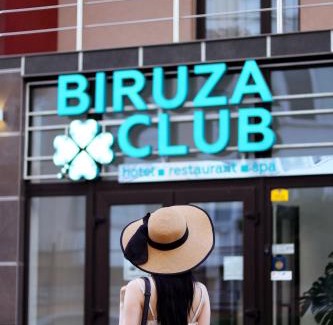 Lesniki Hotel | Biruza Club