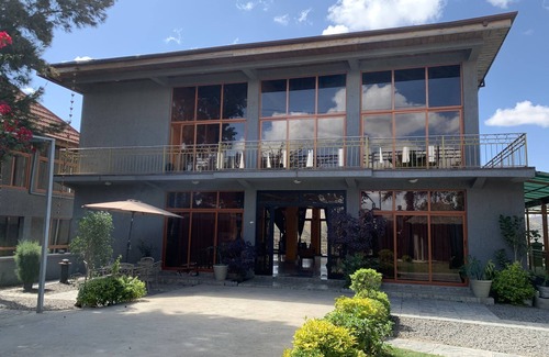 Bishoftu Hotel | Bishan Dar Cottage