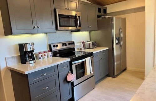 West Bishop Apartment | Bishop Aces Apartment