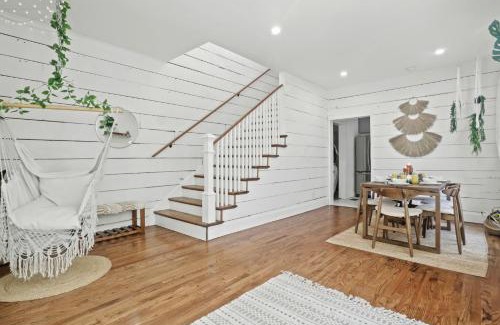 Kessler House | Bishop Arts District Boho Cinema House