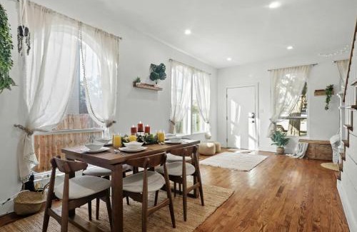 Kessler House | Bishop Arts District Boho Cinema House