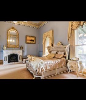 Lake Wendouree House | Bishops Palace Ballarat