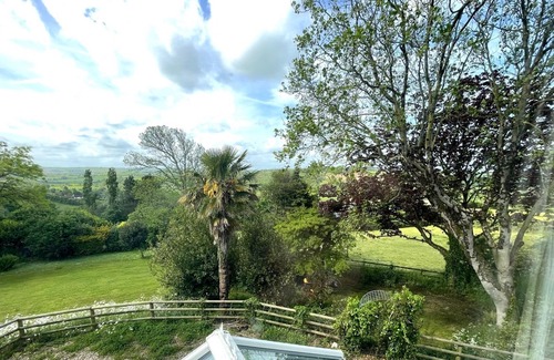 Bishops Tawton Apartment | BISHOPS TAWTON OVERTON HOUSE | 2 Bedrooms | Bishops Tawton | Sleeps 4