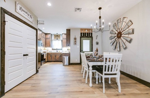 San Angelo House | Bismarck Farm! 2 BR/2.5 BA/New!