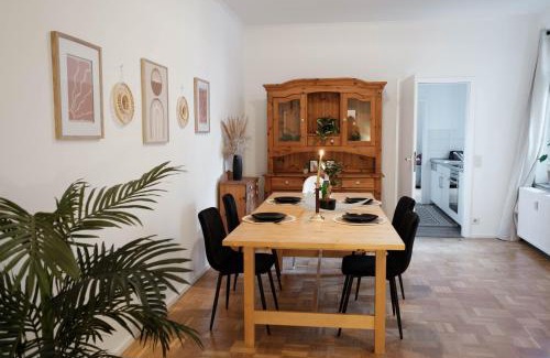 Suedviertel Apartment | Bismarck Home - Central, Cozy & Family-Friendly in Essen