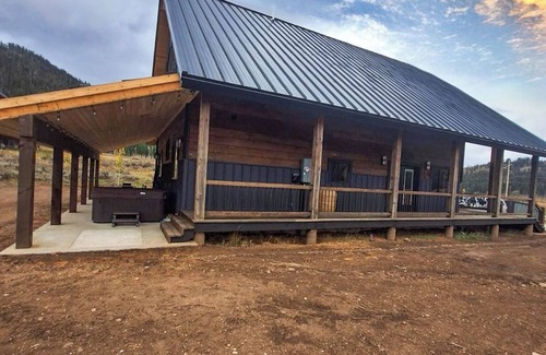Island Park Cabin | Bison Creek Lodge+WiFI+AC+10Miles2YNP