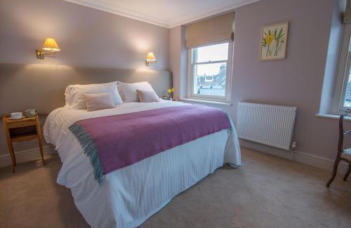 Frome Bed & Breakfast | Bistro Lotte