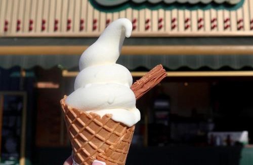 Great Yarmouth Resort | Bittern 8, Scratby - California Cliffs, Parkdean, sleeps 8, free Wi-Fi, bed linen and towels included, pet friendly - 2 minutes from the beach!