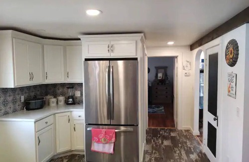 Fredonia Other | BitterSweet Vineyard Views along Chatauqua Wine Trail w/hot tub and pet friendly