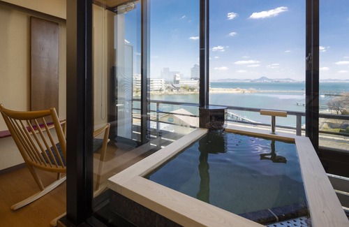 Otsu House | Biwako Ryokusuitei