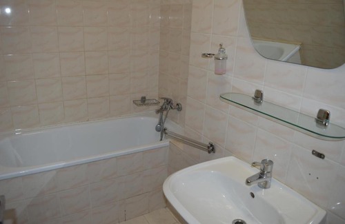 Roznava House | Biznis centrum / ubytovna