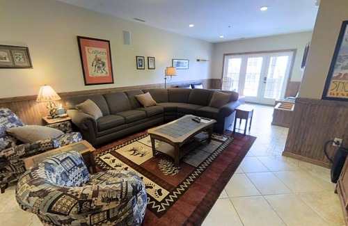 Snowshoe House | Black Bear Crossing #35 - PET FRIENDLY! SKI IN/SKI OUT! Steps to Black Bear and Powder Ridge by RedAwning