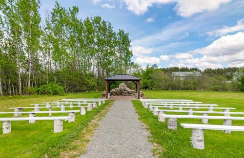 Orono Hotel | Black Bear Inn, an Ascend Collection Hotel