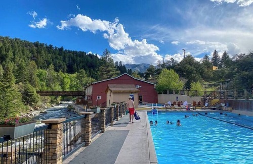 Howard House | Black Bear Lodge 3 Su
