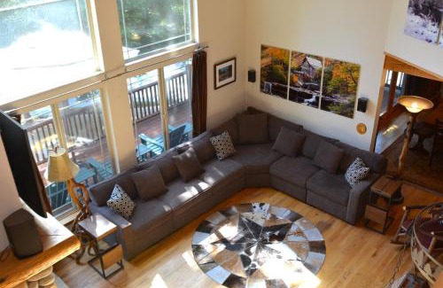 Bass Lake House | Black Bear Lodge Reduced Nightly Rate