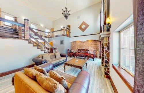 Gypsum House | Black Bear Lodge