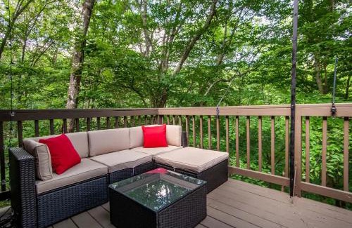 Townsend House | Black Bear Lookout by Avada Properties