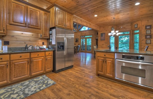 Epworth Cabin | Black Bear River Lodge | Pet Friendly | Hot Tub | Creek Access