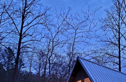 Robbinsville House | Black Bear Run- Pets Allowed!