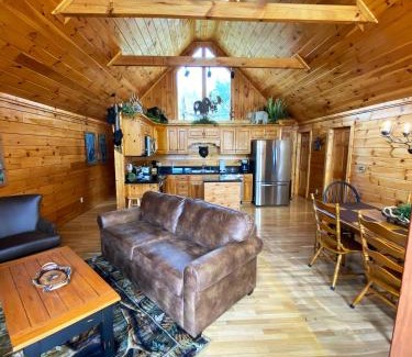 Black Bear Falls House | Black Bear Tracks