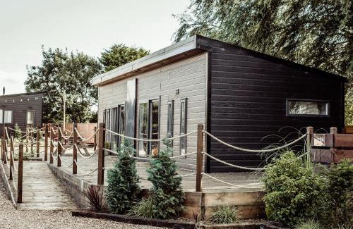 Barmston Cabin | Black Bull Retreat, Barmston with Private Hot Tubs