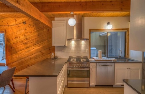 Black Butte Ranch House | Black Butte Ranch Golf Home 174