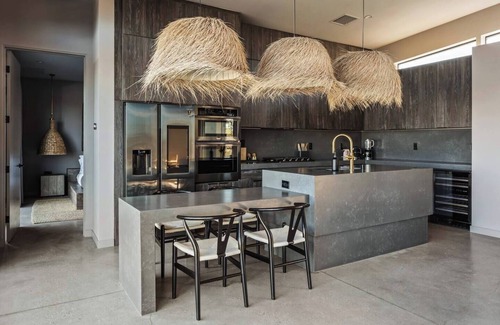 Yucca Valley House | Black Butterfly: Spa, Stargazing, Pool & Firepit
