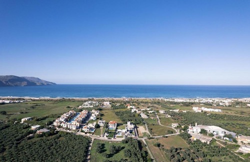 Asprouliani Villa | Black Caviar