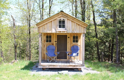 Fletcher Cabin | Black Creek's Maple Nature Escape