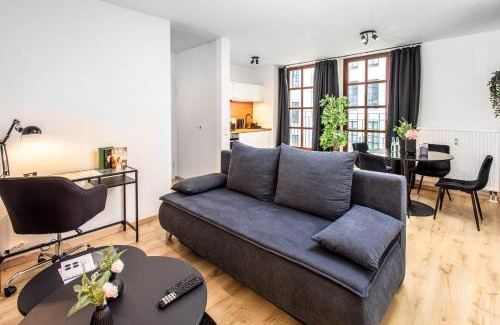 Magdeburg Apartment | Black Diamond Apartment I Zentrum I Parken I Küche I WLAN I
