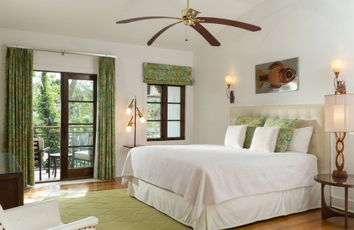 New Smyrna Beach Bed & Breakfast | Black Dolphin Inn