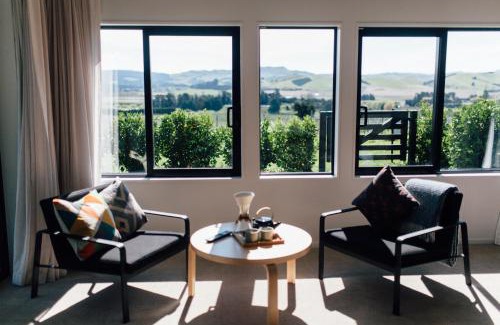 Waipara Bed & Breakfast | Black Estate B & B