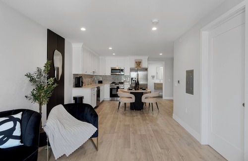 North Bergen Apartment | Black & Gold Elegance Near NYC, American Dream Mall