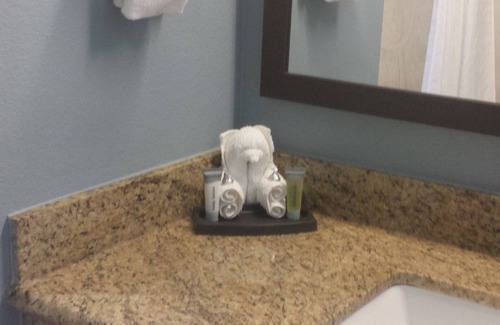Sweet Home Hotel | Black Gold Inn