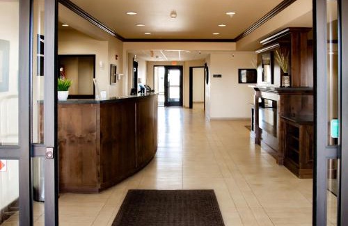 Stanley Hotel | Black Gold Suites Stanley