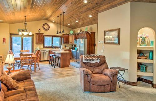 Deadwood House | Black Hills Getaway with Deck - Near Hiking Trails!