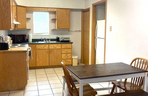Keystone Apartment | Black Hills Haven | Cedar Glen – Unit 3 · A Vensérra Retreat near Mount Rushmore