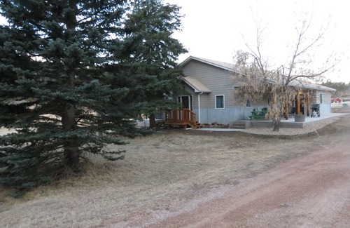 Nemo House | Black Hills MOJO, come and enjoy the beautiful Nemo area in the Northern Hills.